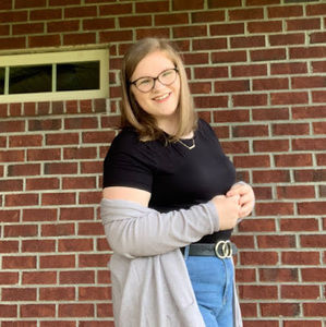 Meet your Posher, Ella